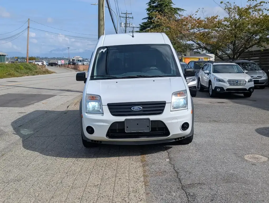 Ford Transit Connect 2010 photo 2