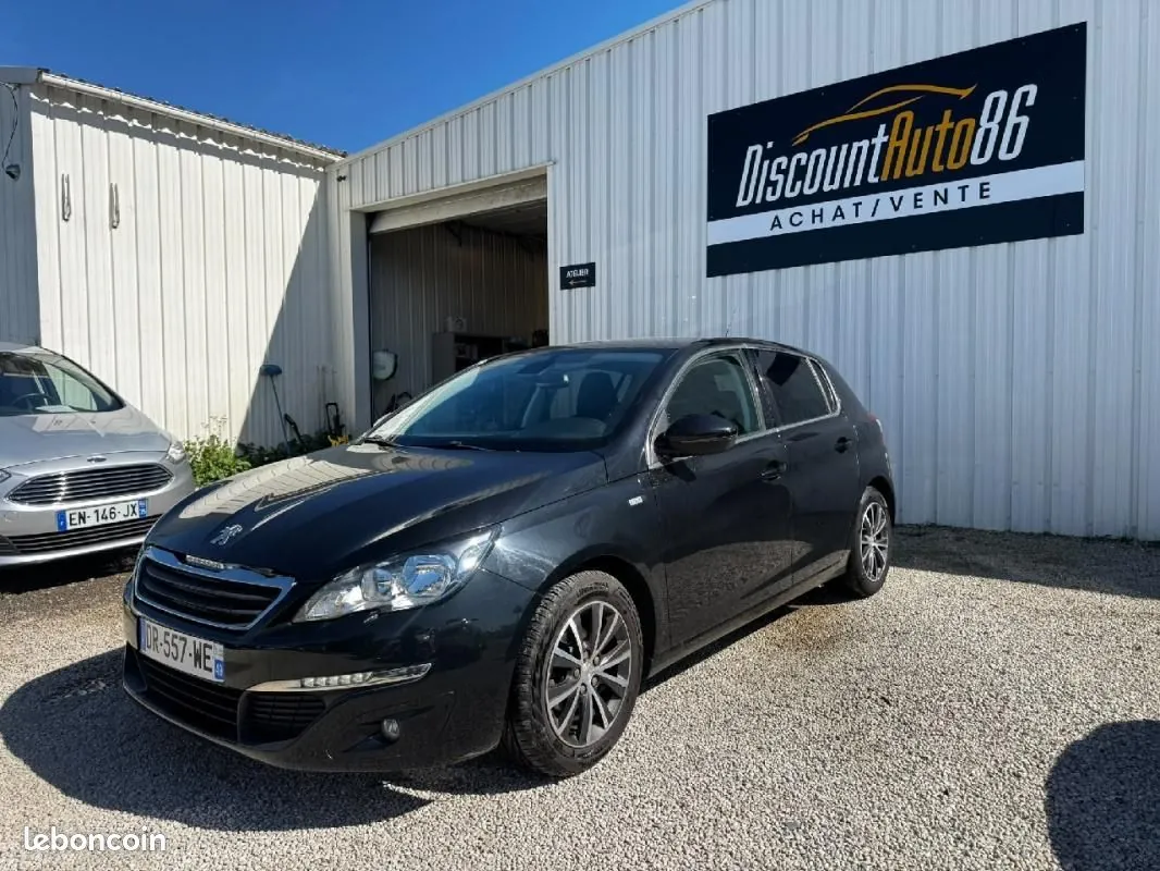 Peugeot 308 2015 photo 2