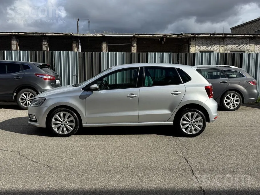 Volkswagen Polo 2015 photo 3