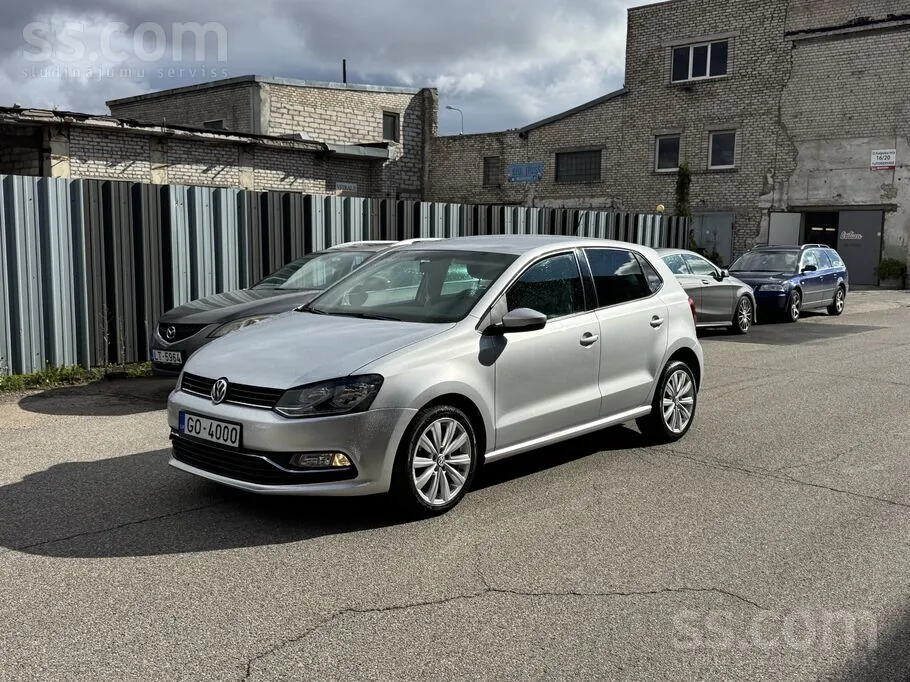Volkswagen Polo 2015 photo 2