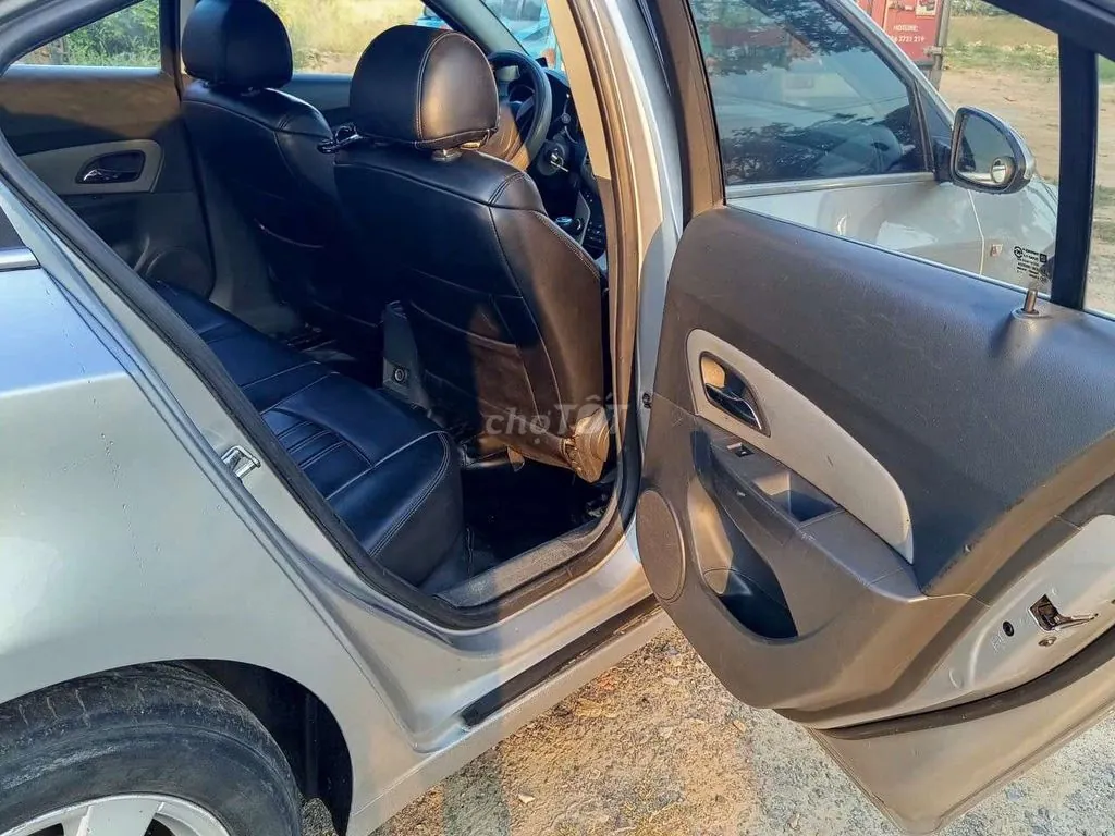 Chevrolet Cruze 2011 photo 4