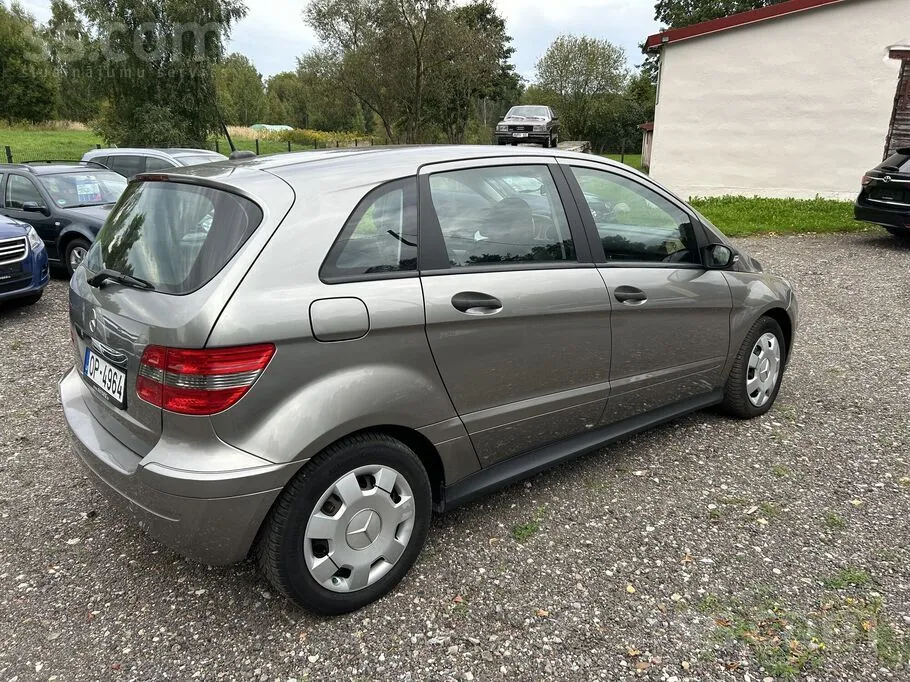 Mercedes-Benz B180 2005 photo 4