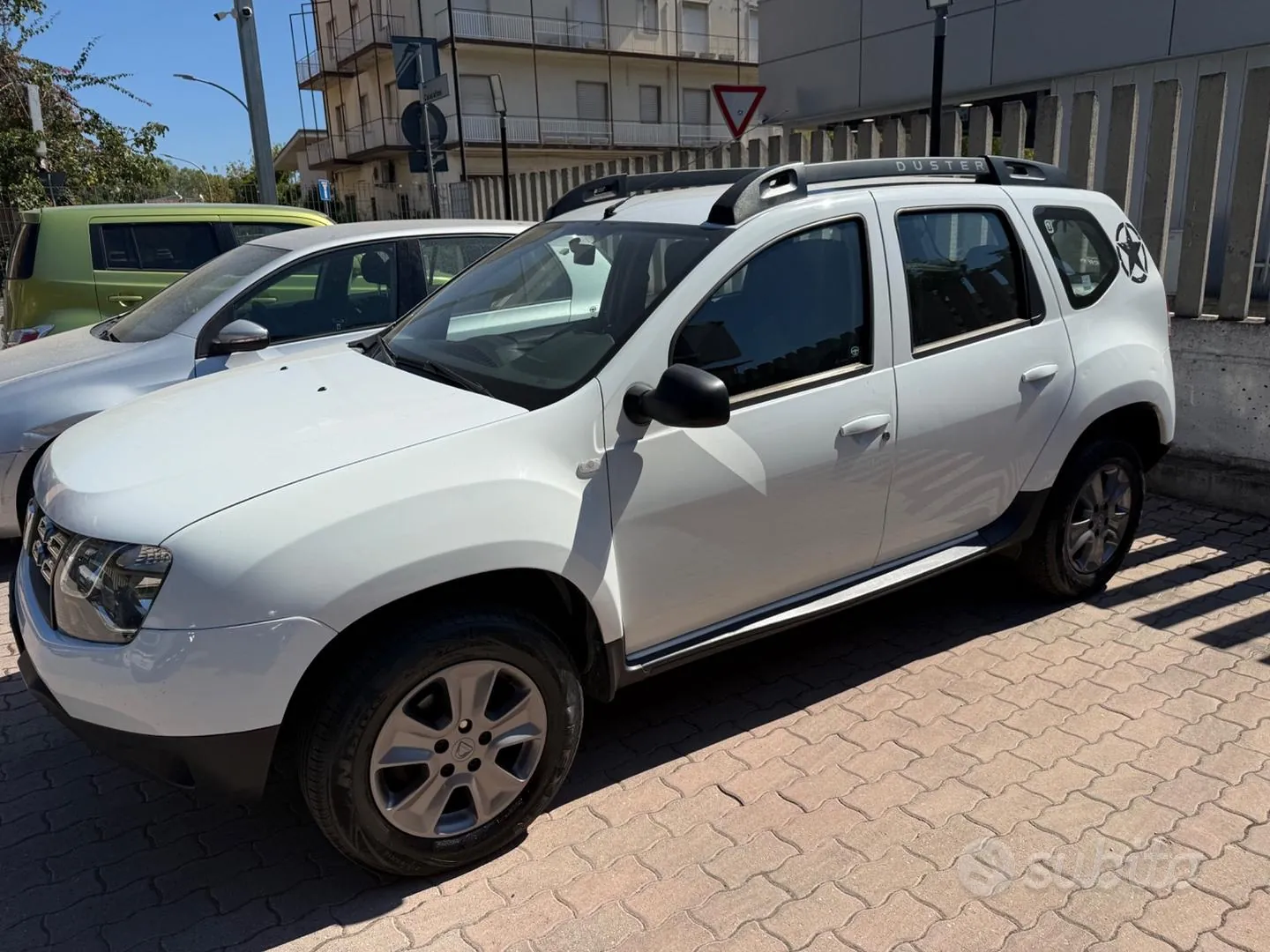 Dacia Duster 2015 photo 3