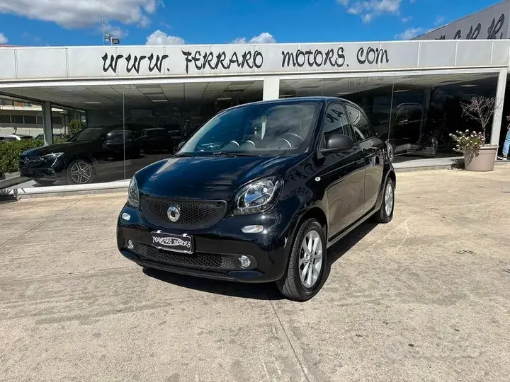 Smart Forfour 2017 photo 2