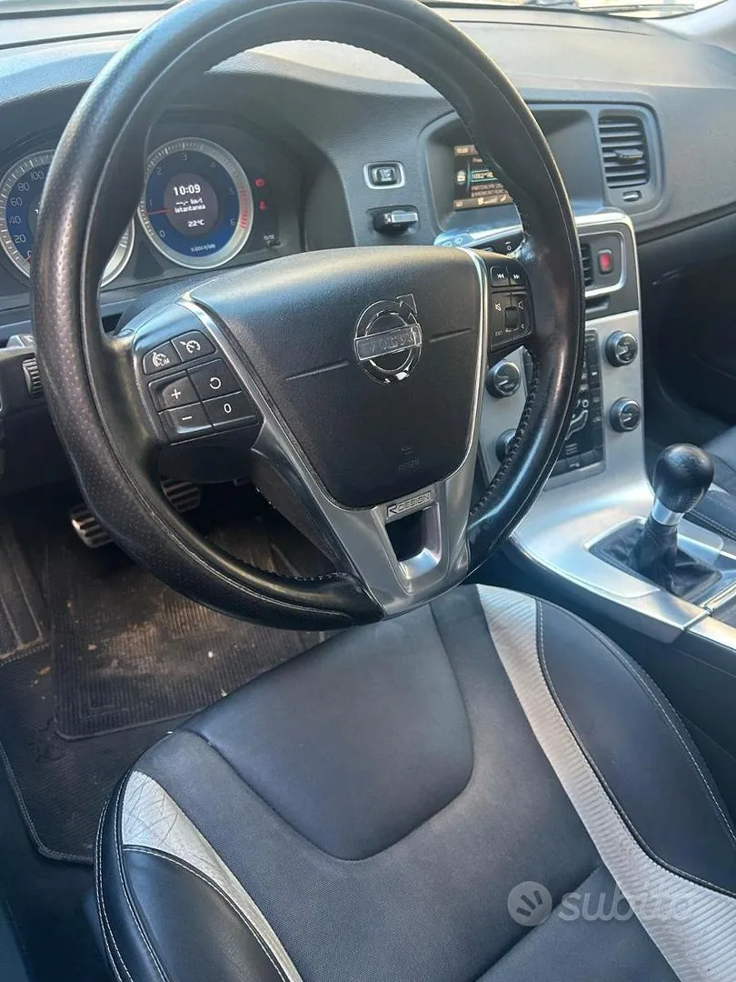 Volvo V60 2011 photo 5