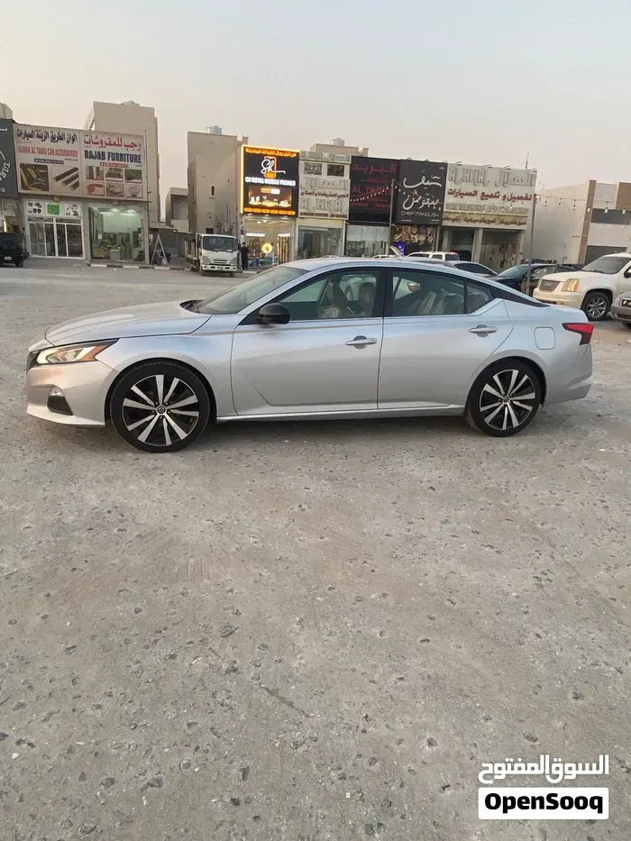 Nissan Altima 2019 photo 5
