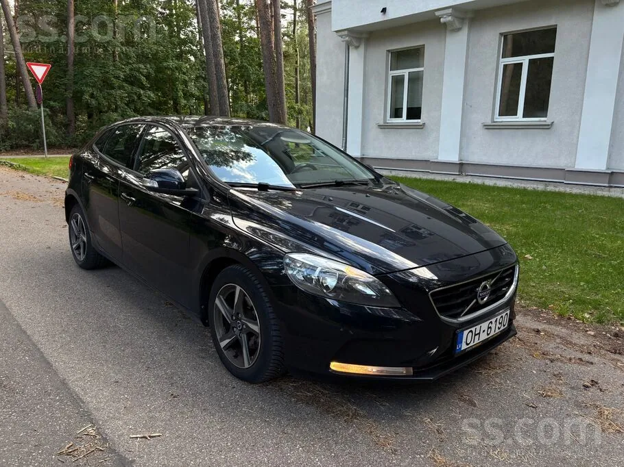 Volvo V40 2014 photo 2