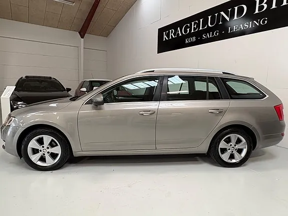 Skoda Octavia 2014 photo 2