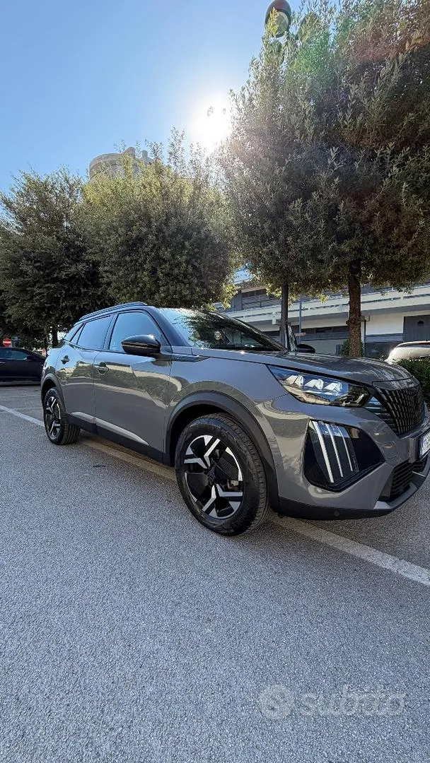 Peugeot 2008 2024 photo 2