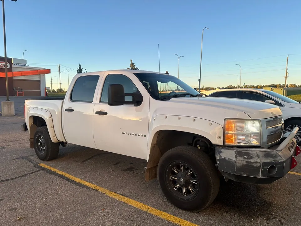 Chevrolet Silverado 1500 2007 photo 2