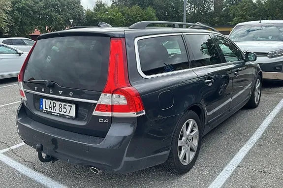 Volvo V70 2015 photo 3