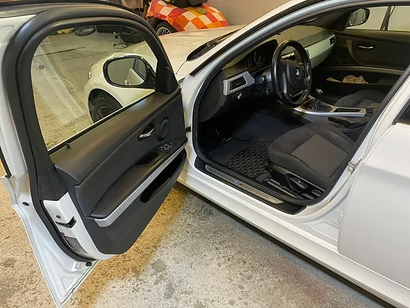 BMW 320D 2012 photo 5
