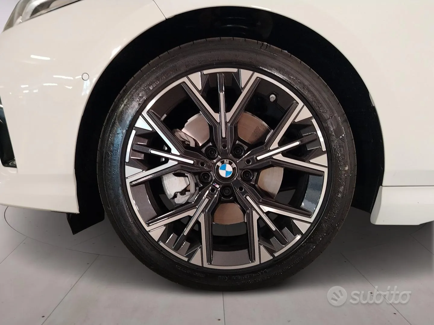 BMW 1 Series 2023 photo 5
