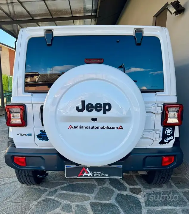 Jeep Wrangler Unlimited 2022 photo 4