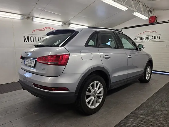 Audi Q3 2016 photo 3