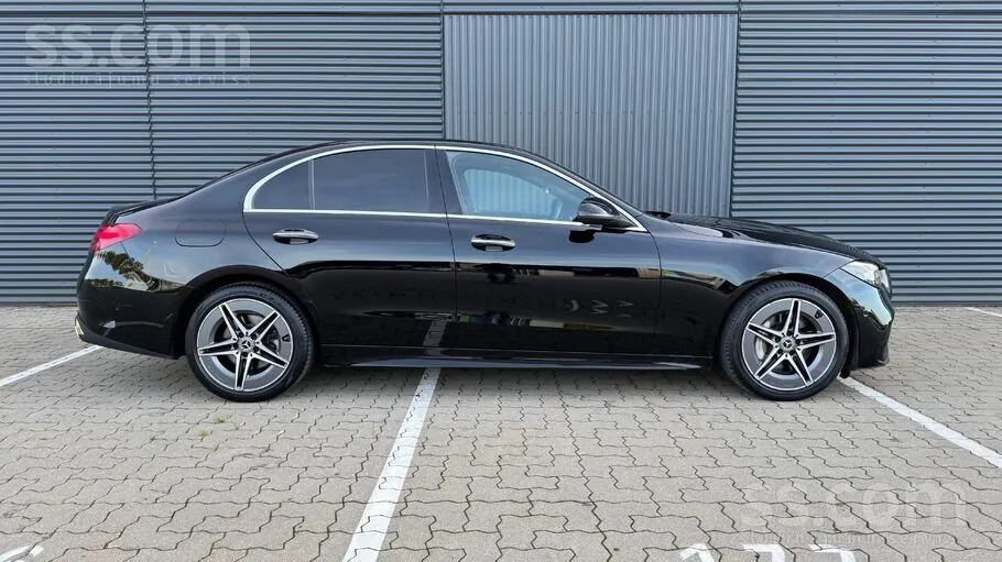 Mercedes-Benz C200