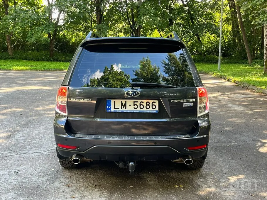 Subaru Forester 2011 photo 4