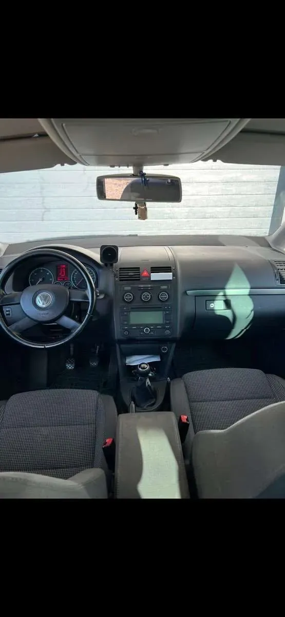 Volkswagen Touran 2006 photo 3