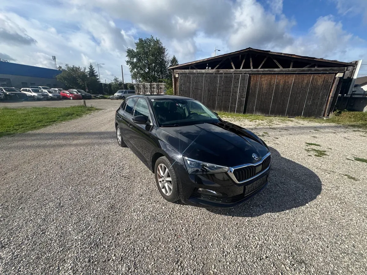Skoda Scala 2021 photo 2