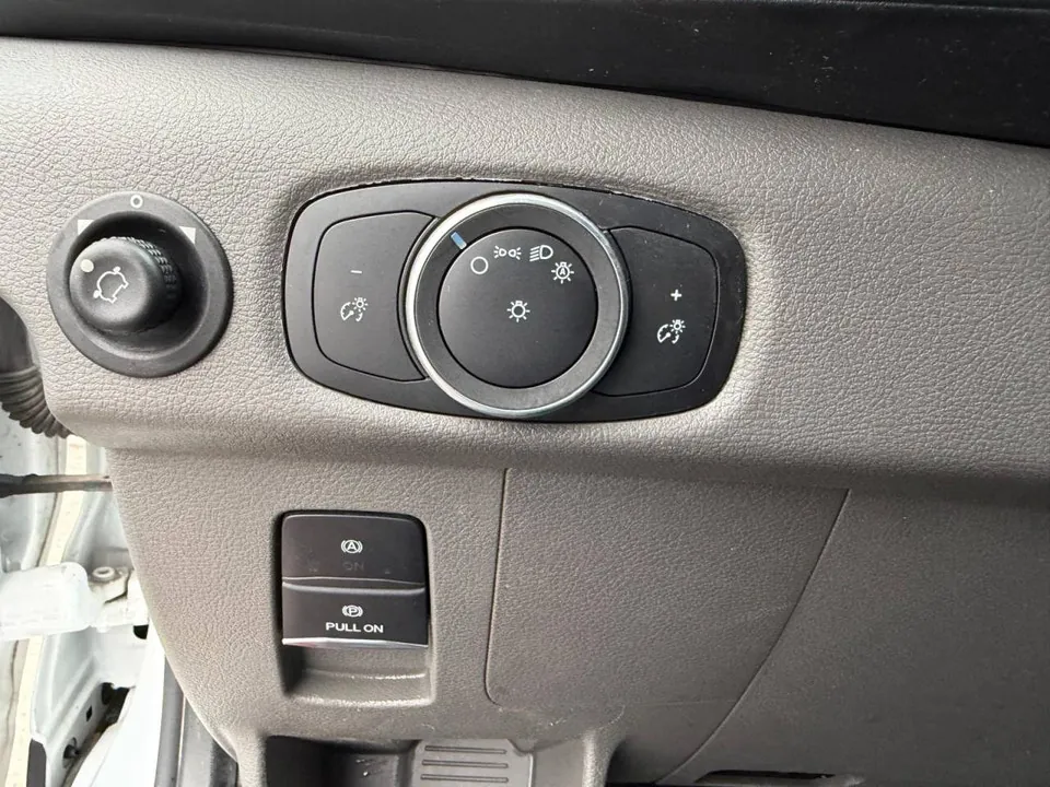 Ford Transit 2023 photo 5