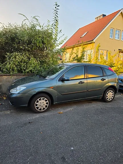 Ford Focus 2003 photo 2