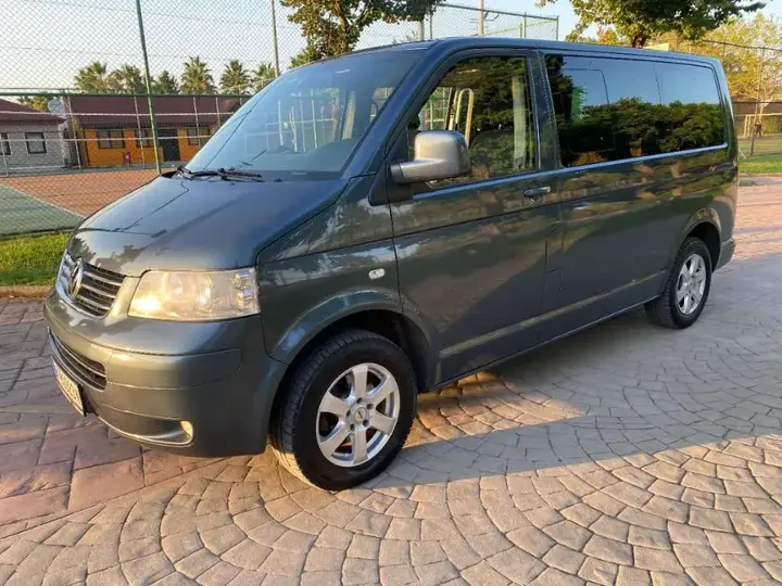 Volkswagen Caravelle 2007 photo 3