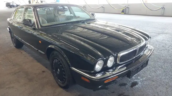 Jaguar Xj 2002 photo 3