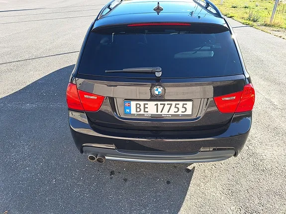 BMW 330Xd 2008 photo 4