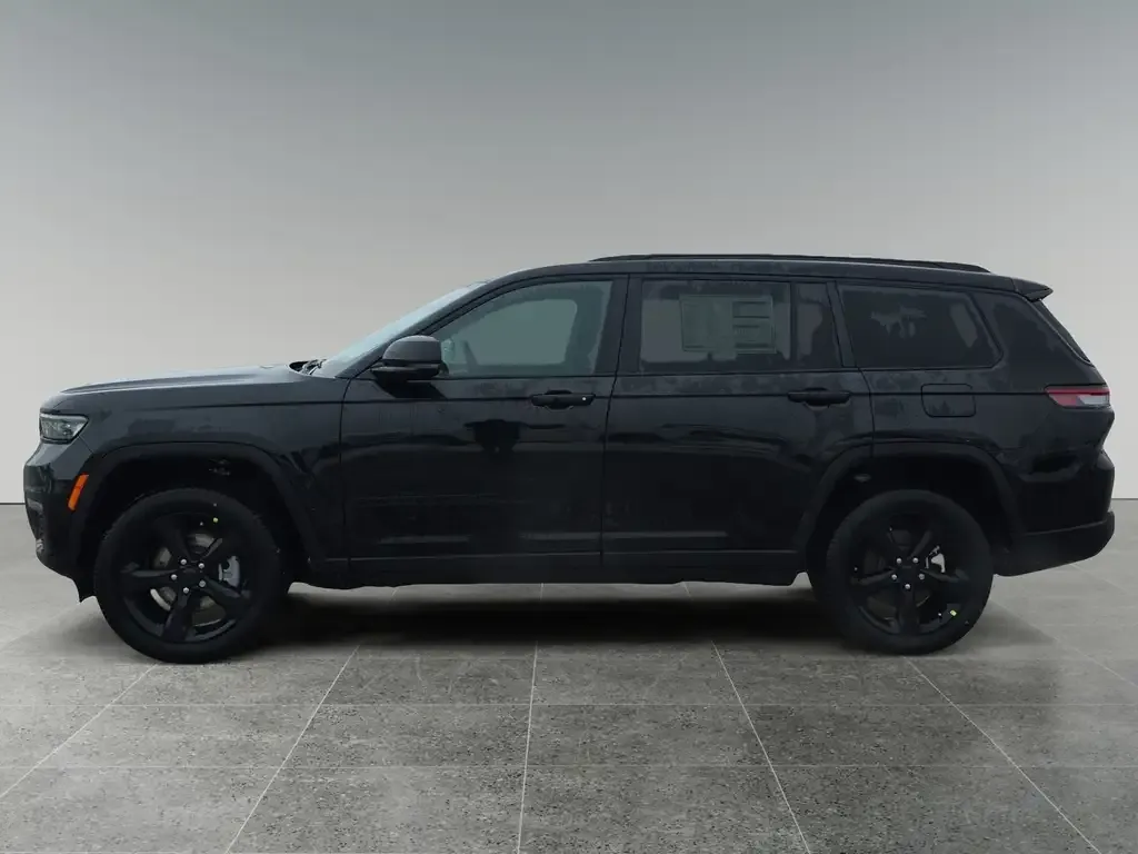 Jeep Grand Cherokee L 2025 photo 3