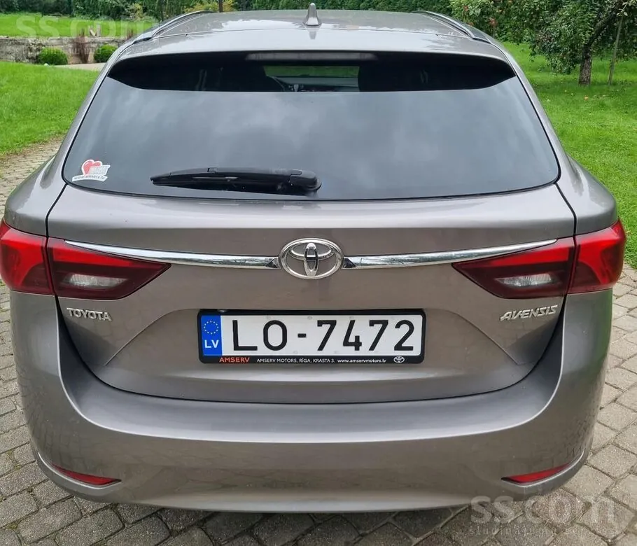 Toyota Avensis 2016 photo 3