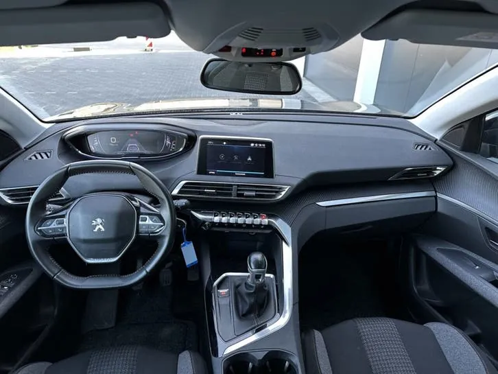 Peugeot 3008 2020 photo 2