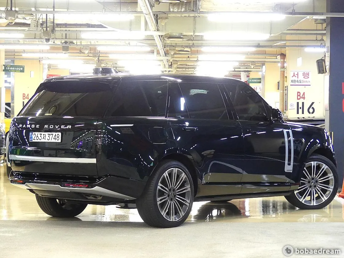 Land Rover Range Rover 2024 photo 3