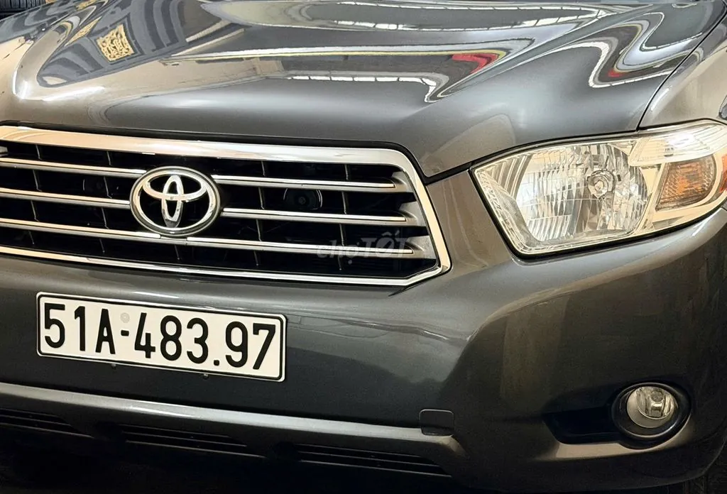 Toyota Highlander 2010 photo 2