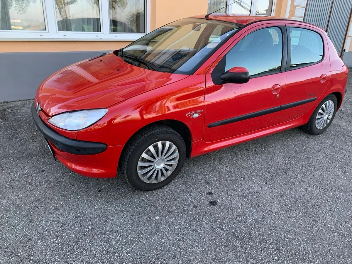 Peugeot 206
