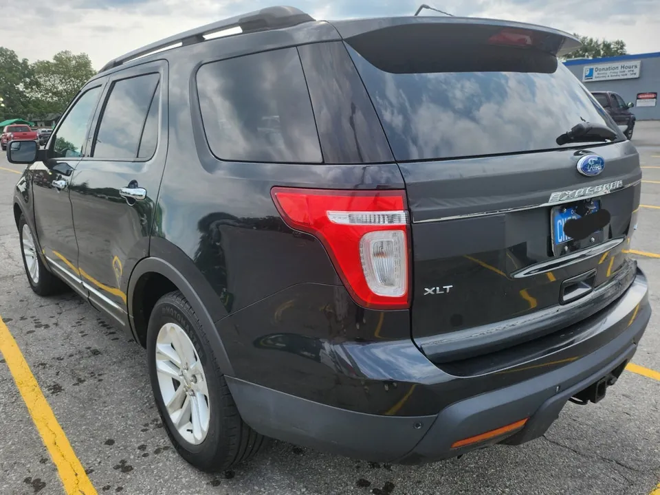 Ford Explorer 2011 photo 5