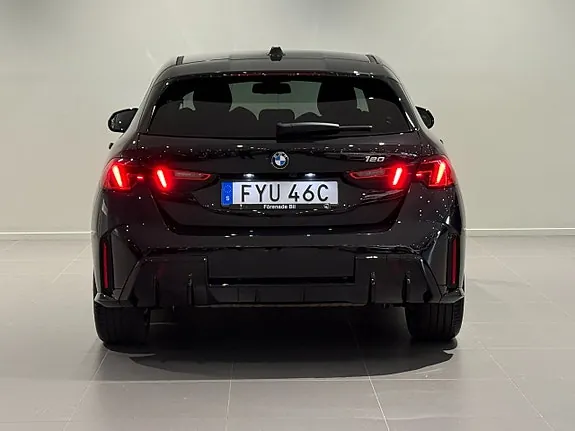 BMW 120 2026 photo 4