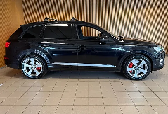 Audi Q7 2017 photo 3