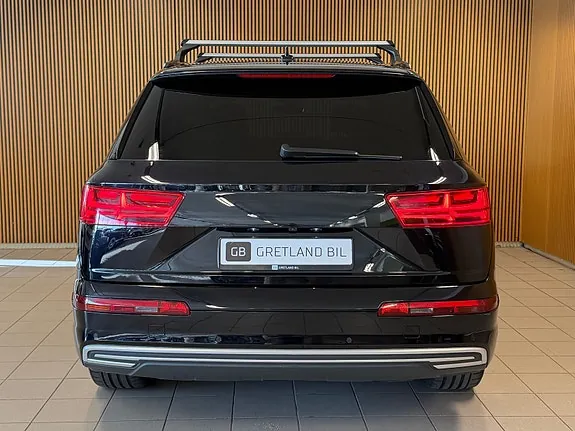 Audi Q7 2017 photo 5