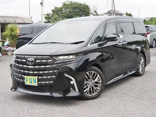 Toyota Alphard Phev 2025 photo 4