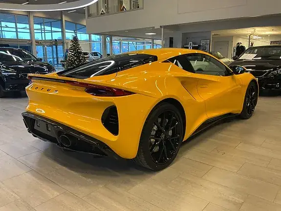Lotus Emira 2025 photo 4