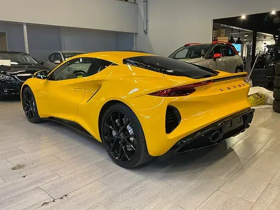 Lotus Emira 2025 photo 5