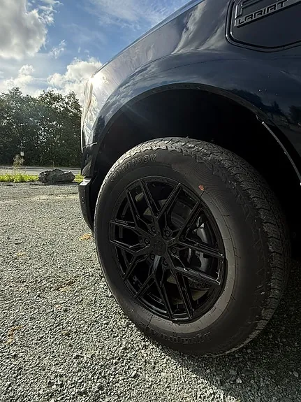 Ford F-150 2025 photo 2