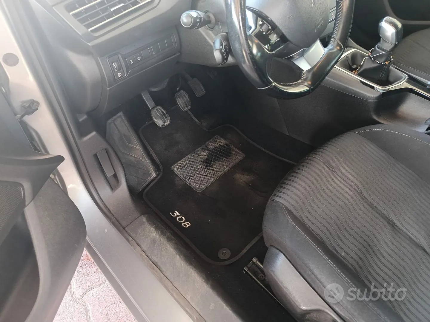 Peugeot 308 2016 photo 3