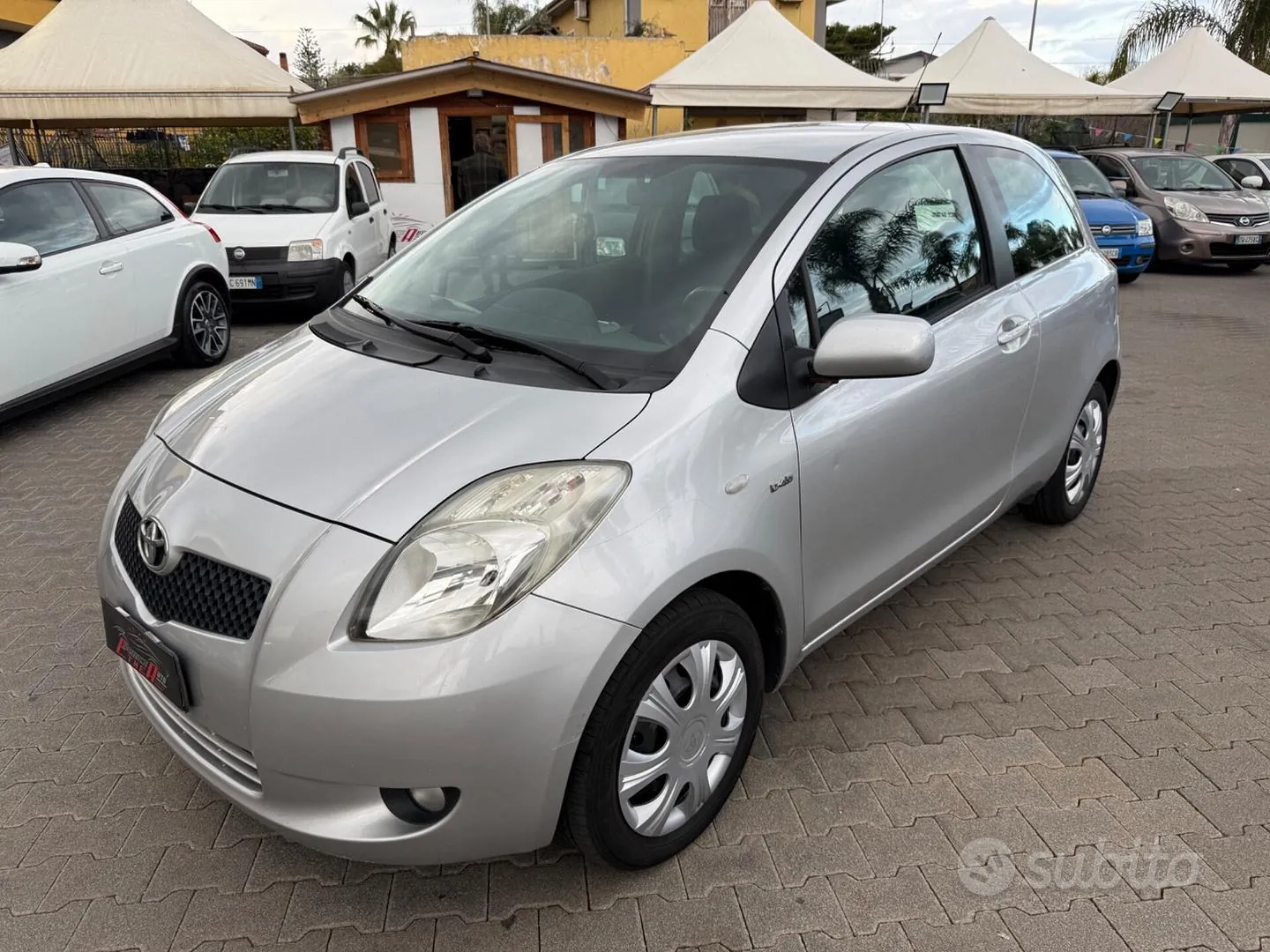 Toyota Yaris 2009 photo 3