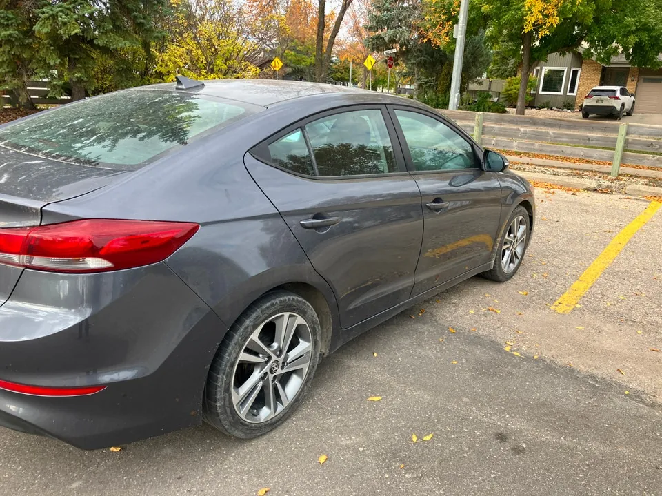 Hyundai Elantra 2017 photo 3