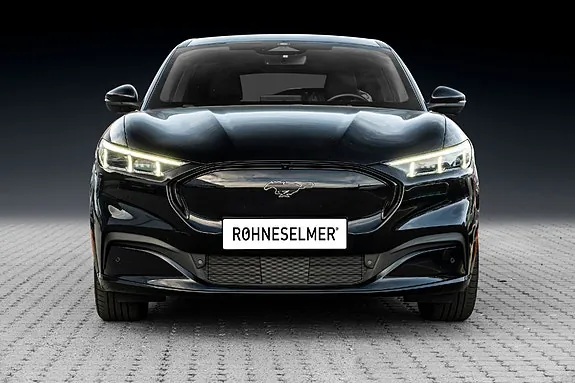 Ford Mustang Mach-E 2023 photo 3