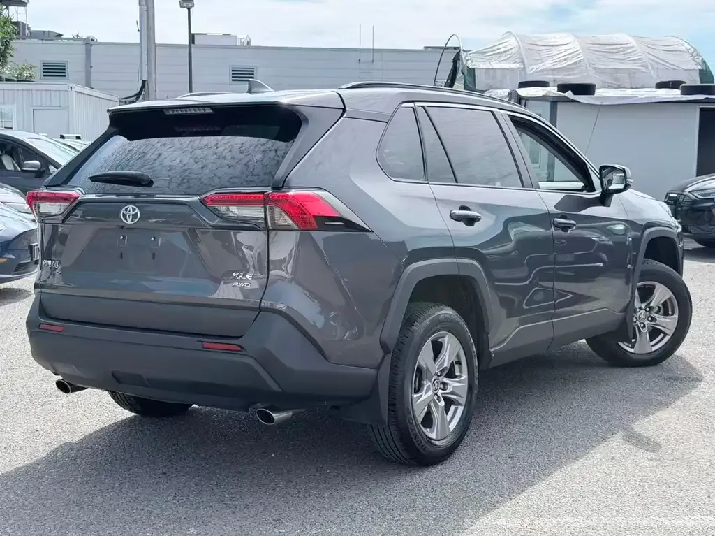Toyota Rav4 2022 photo 5