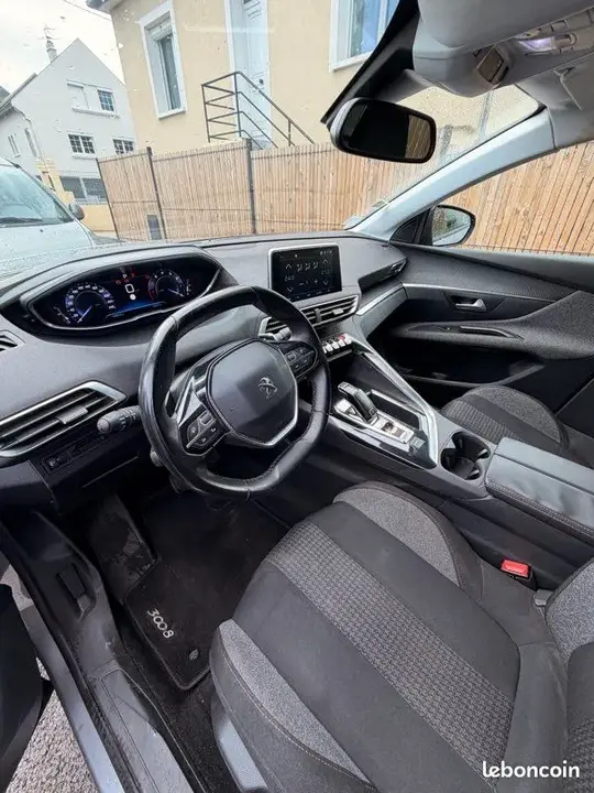 Peugeot 3008 2017 photo 3
