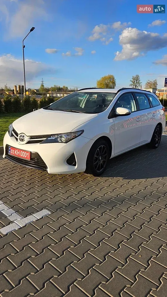 Toyota Auris