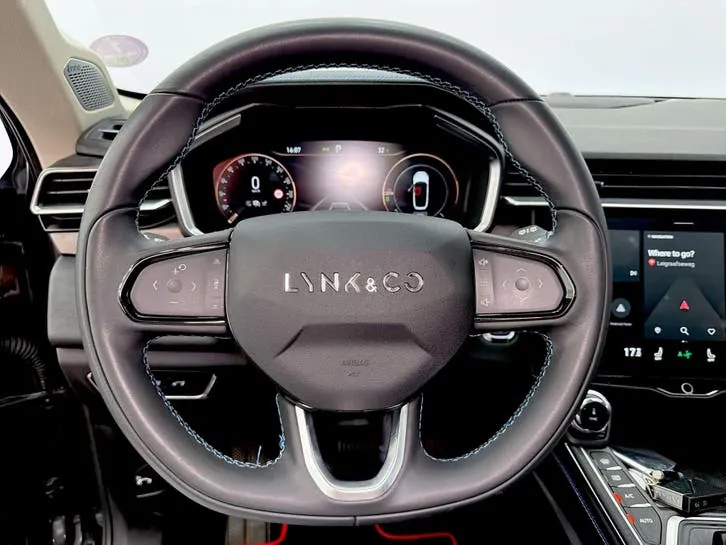 Lynk & Co 01 2022 photo 2